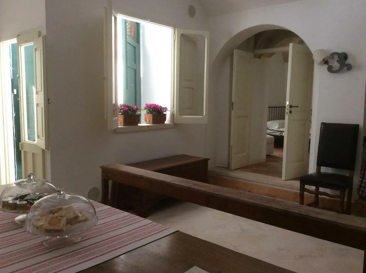 Dimora Principi Di Savoia Hotel Lecce 0*,  Italia